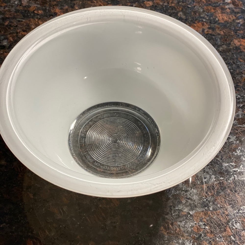 1 Pyrex 322 White Mixing Bowl